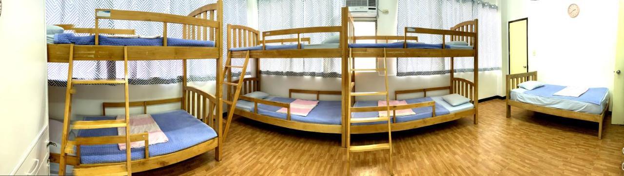 E-Mo Dormitory Hostel