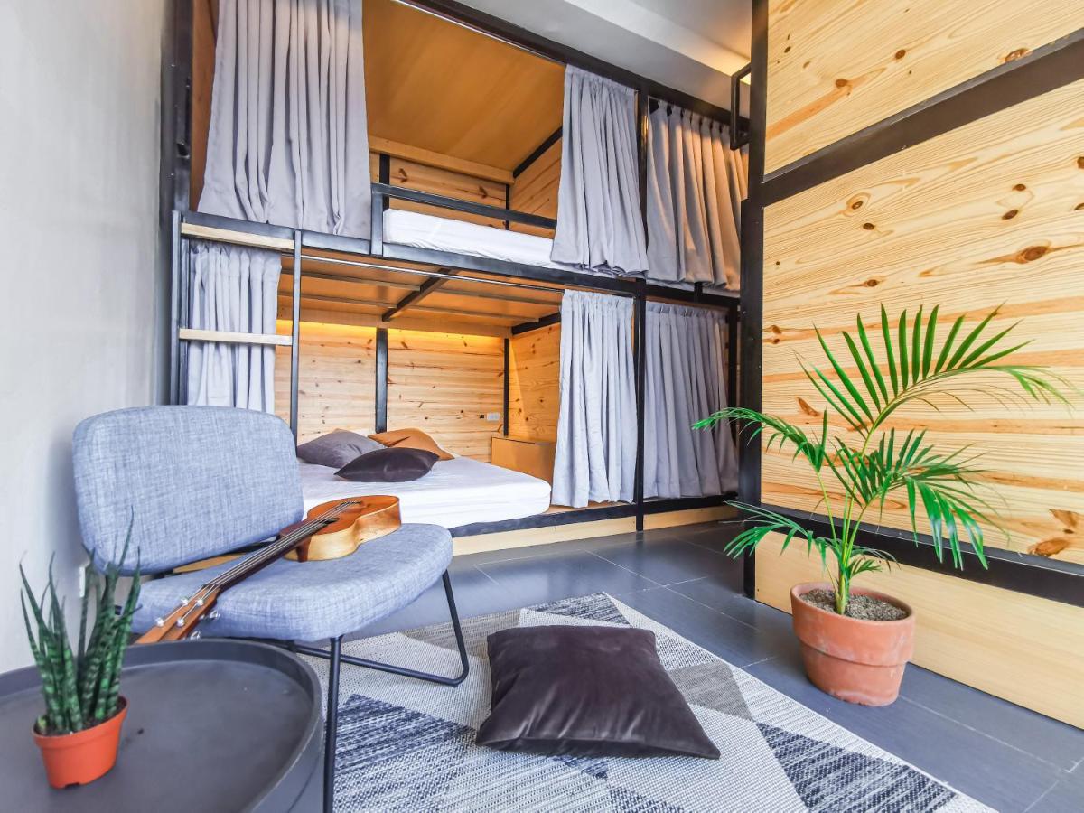 Hostel Murals Sleepbox (adults Only) Cebu