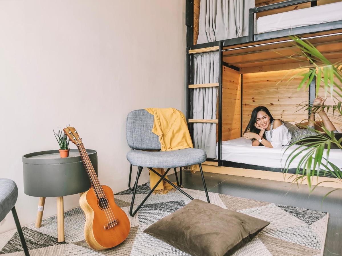 Hostel Murals Sleepbox (adults Only) Cebu