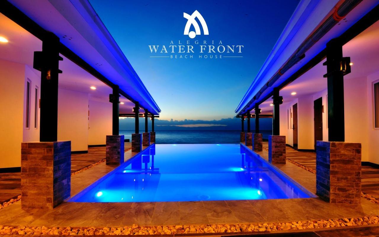 Alegria Water Front House *