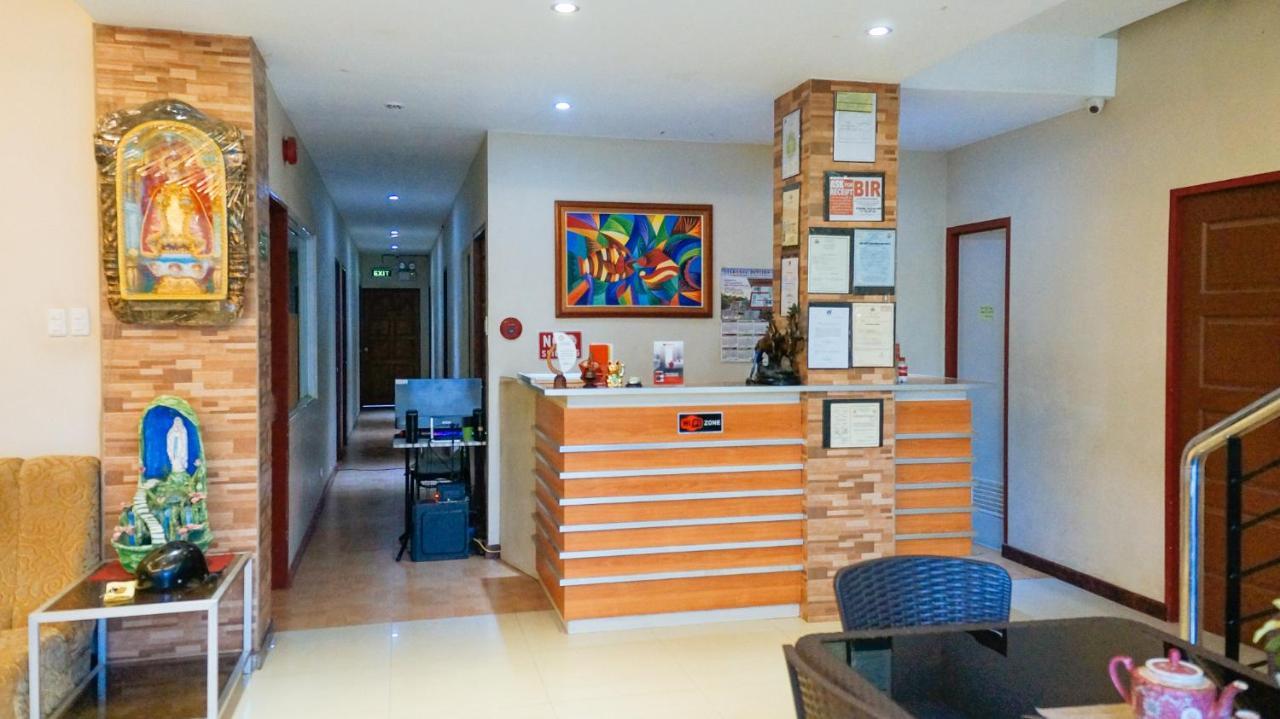 Reddoorz Near Talisay District Hospital Hotel