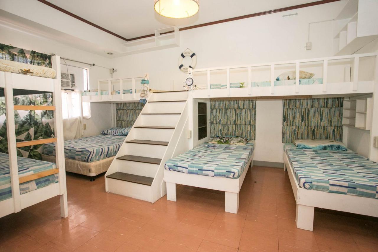 Naps & Maps Hostel
