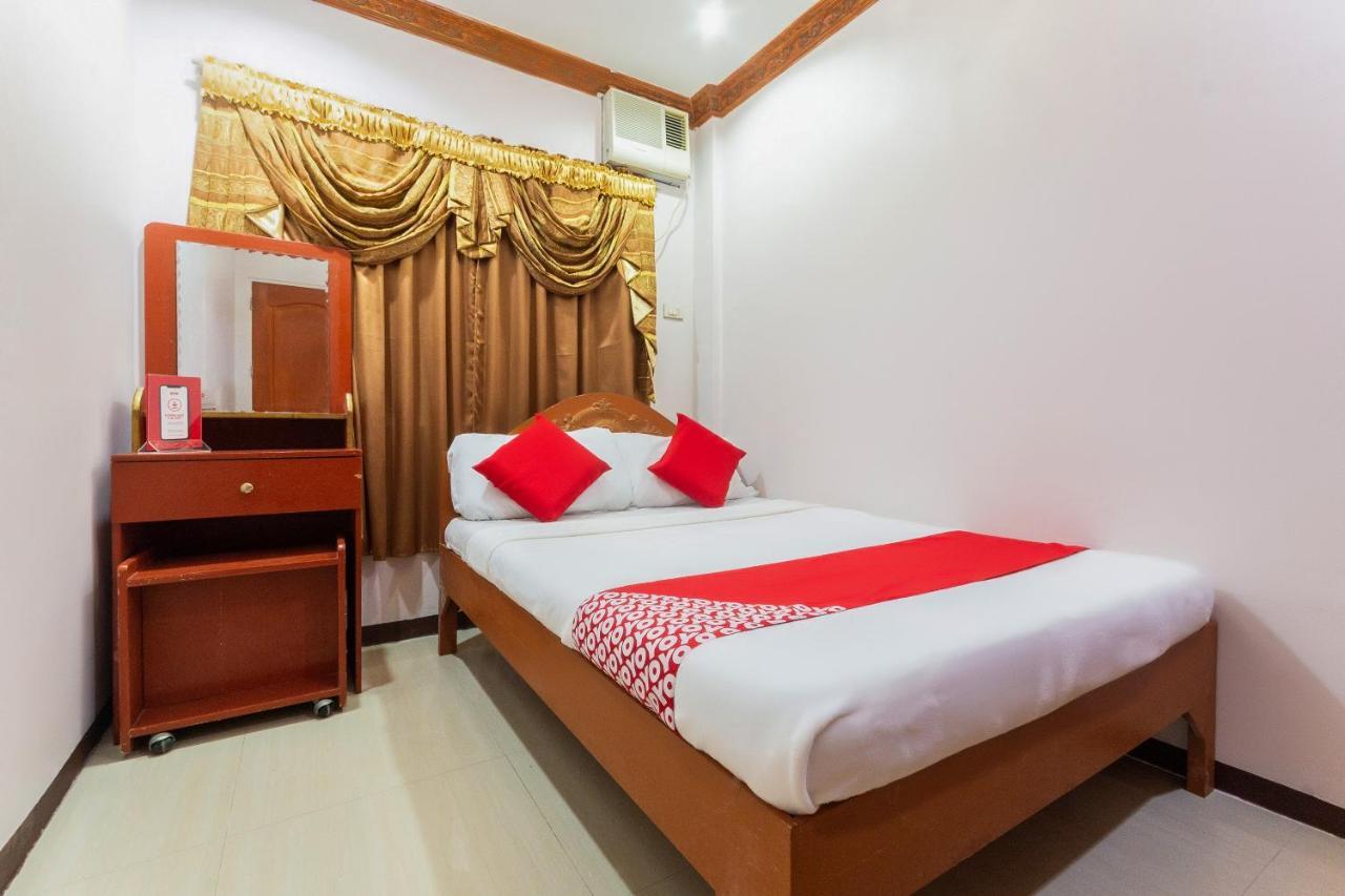 Hotel Oyo 491 J & H Cebu