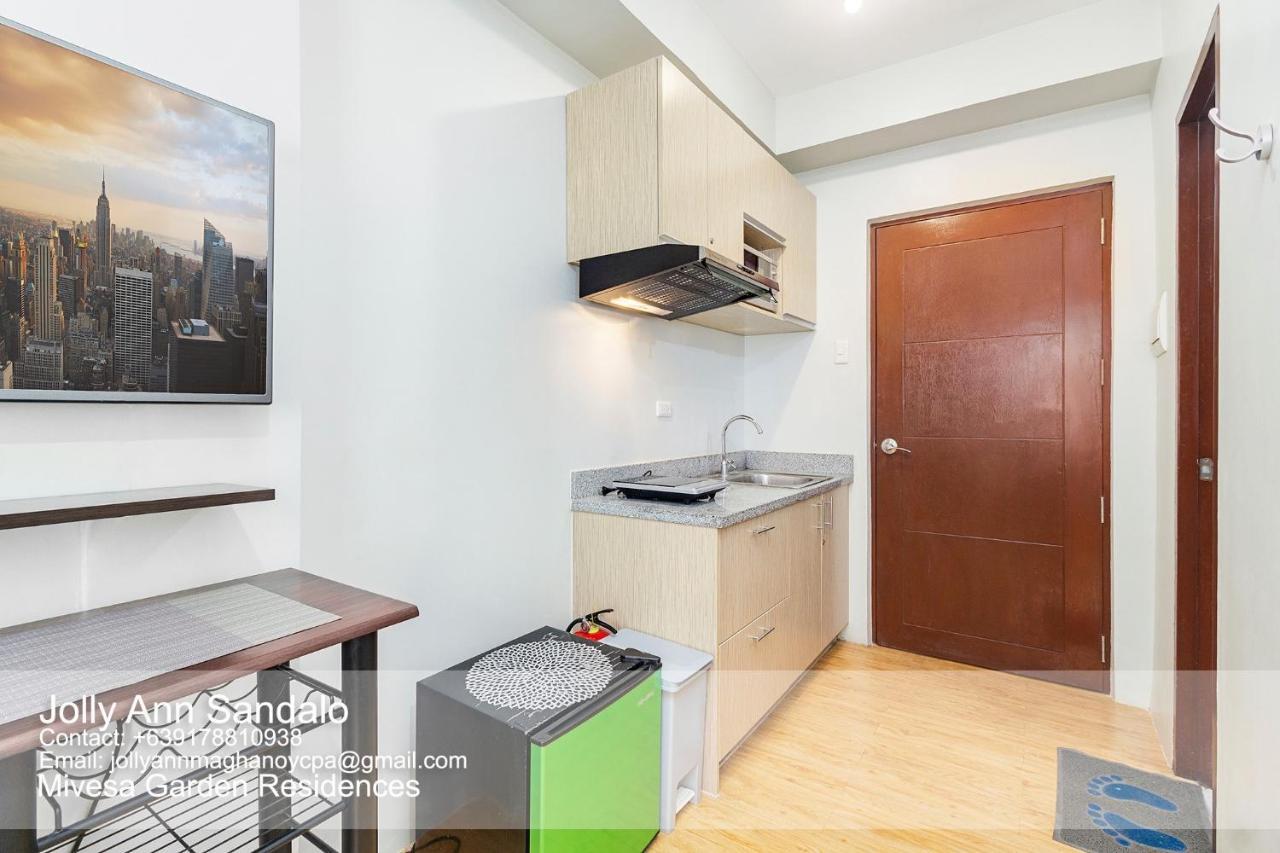 Near Ayala And It Park Apartment *