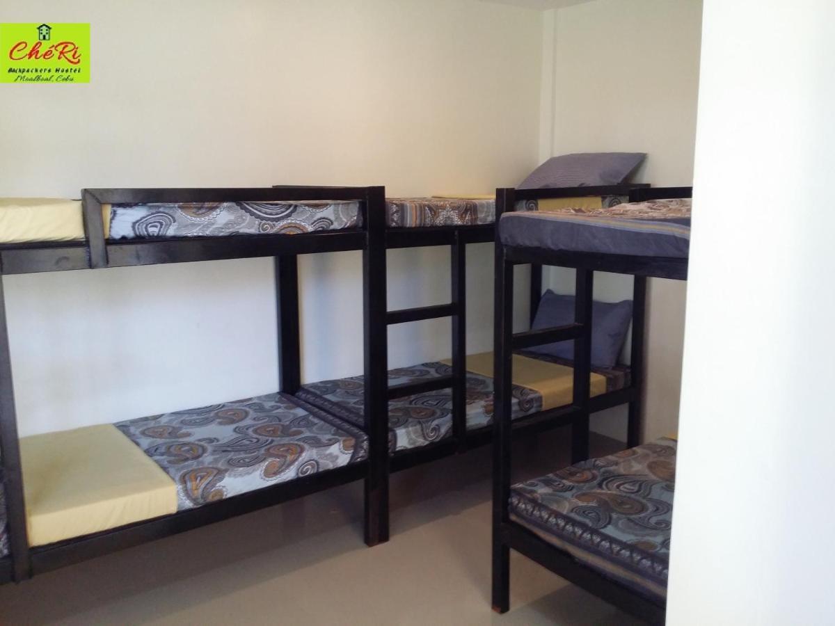Hostel Cheri Backpackers
