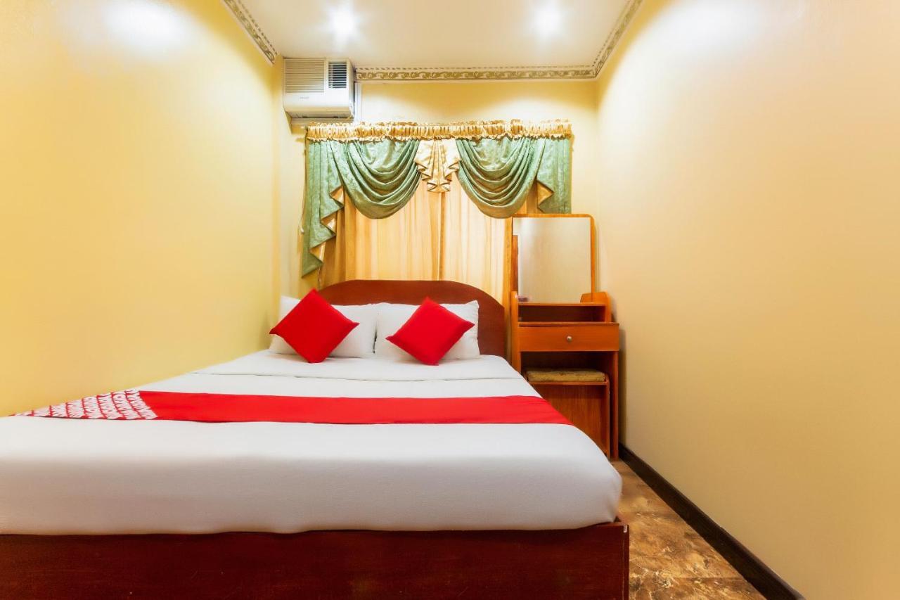 Oyo 491 J & H Hotel Cebu
