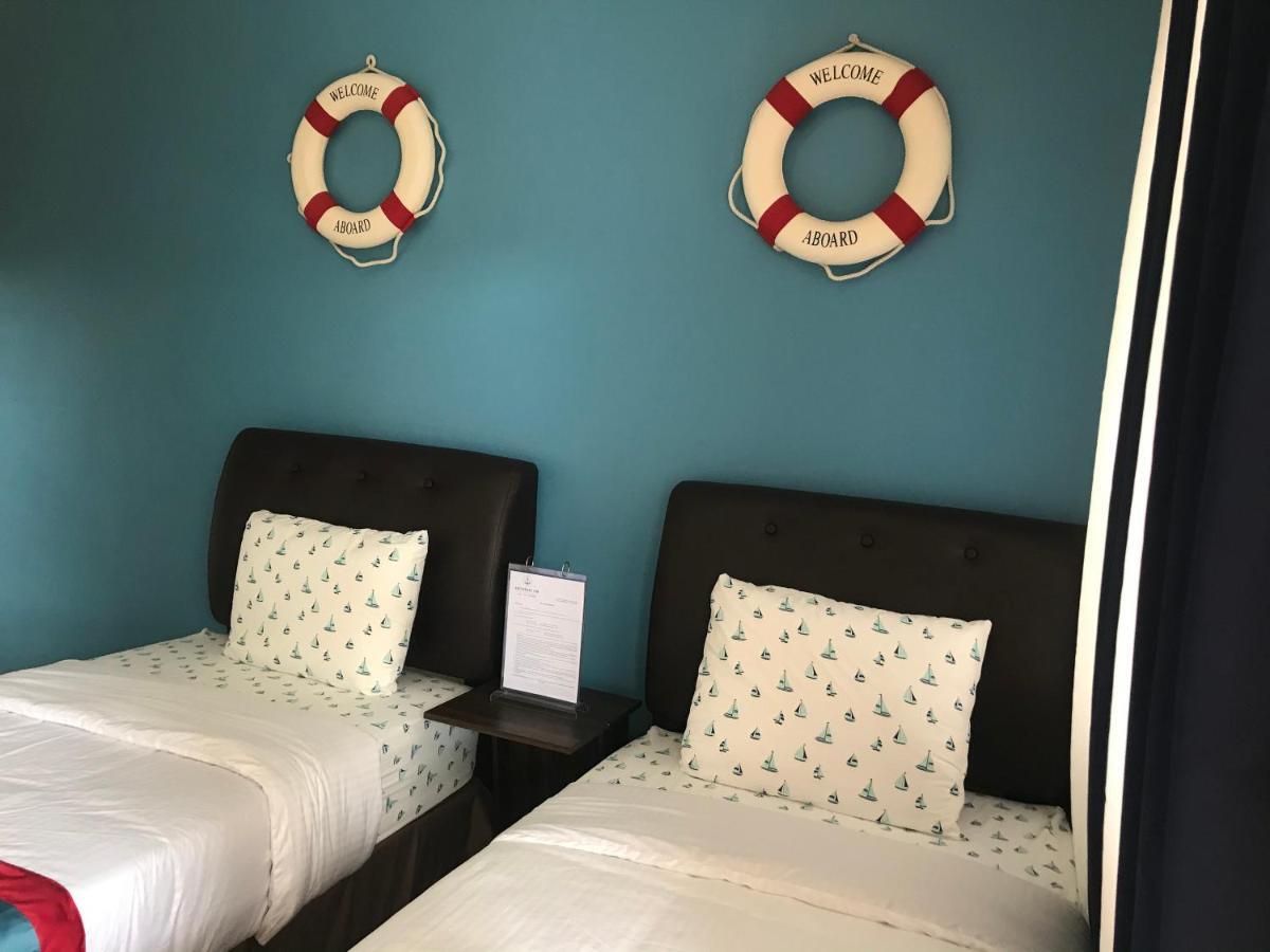 Anchorage Hotel *
