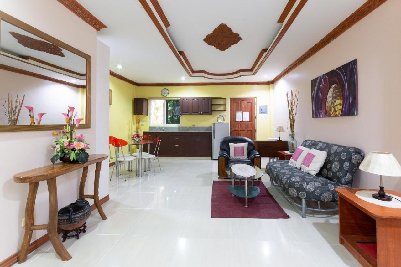 Hotel Oyo 491 J & H