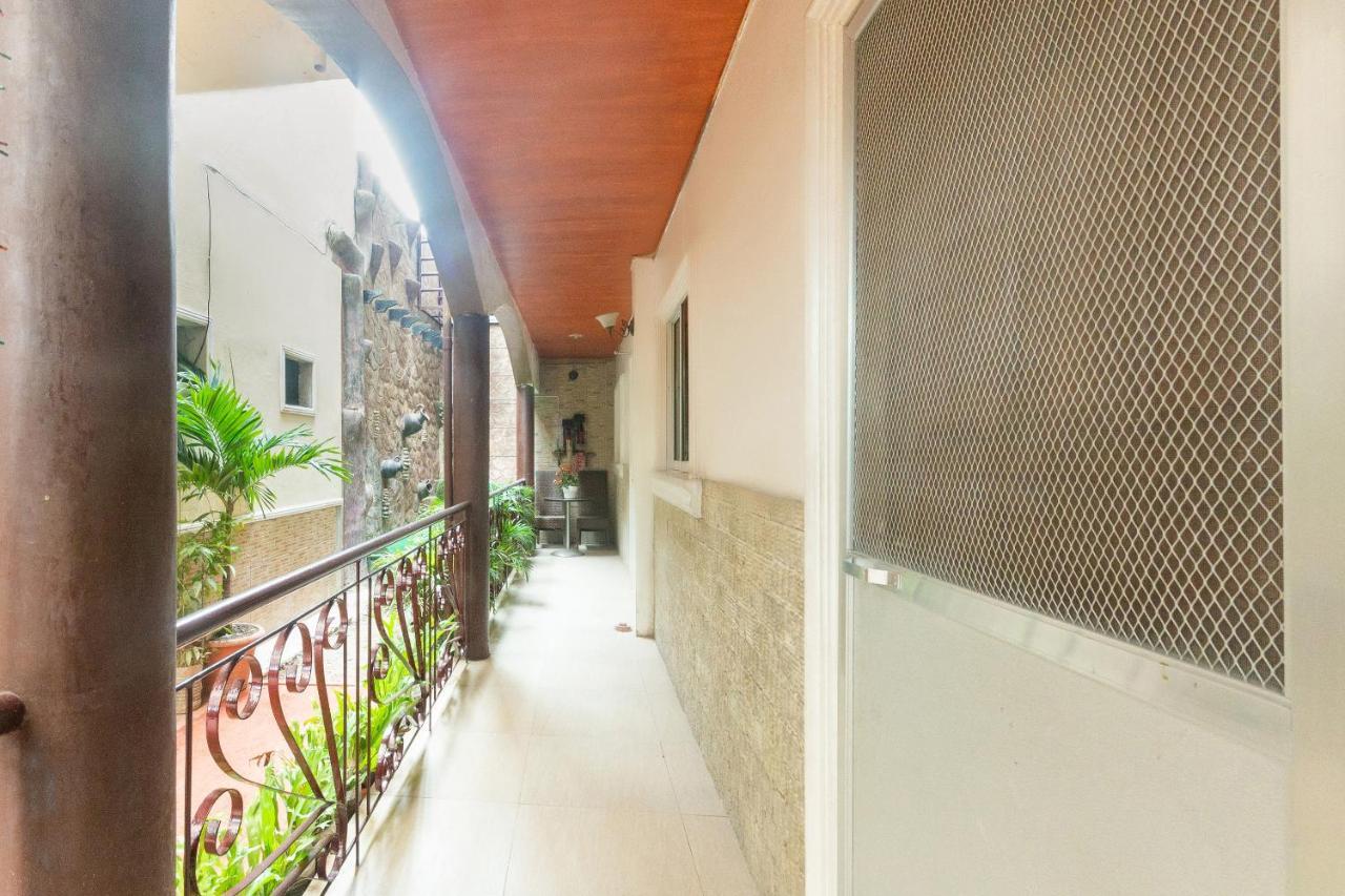 Hotel Oyo 491 J & H