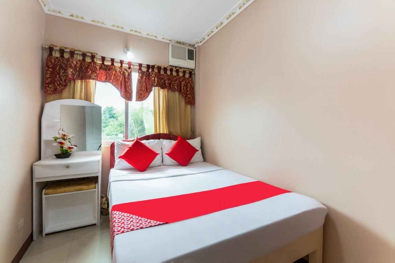 Oyo 491 J & H Hotel 2*