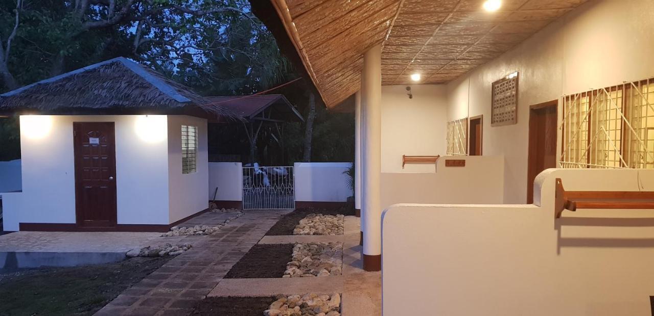Divers Lodge *