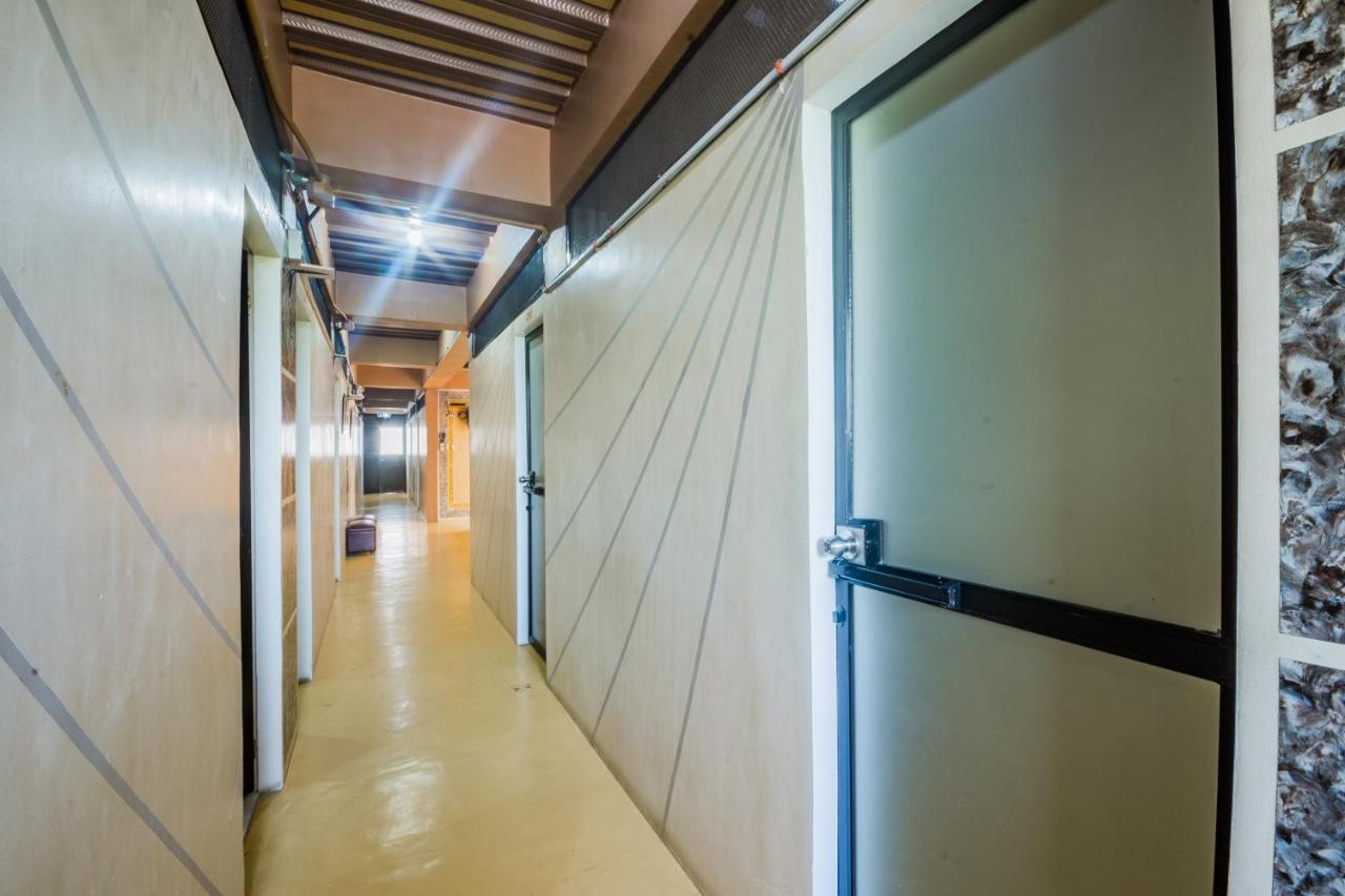 Hotel Oyo 569 Alt Complex