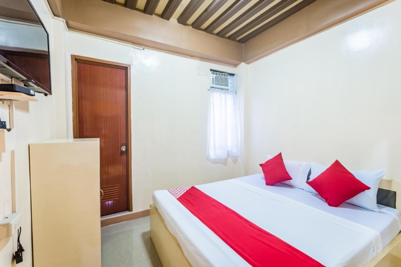 Hotel Oyo 569 Alt Complex Lapu-Lapu City