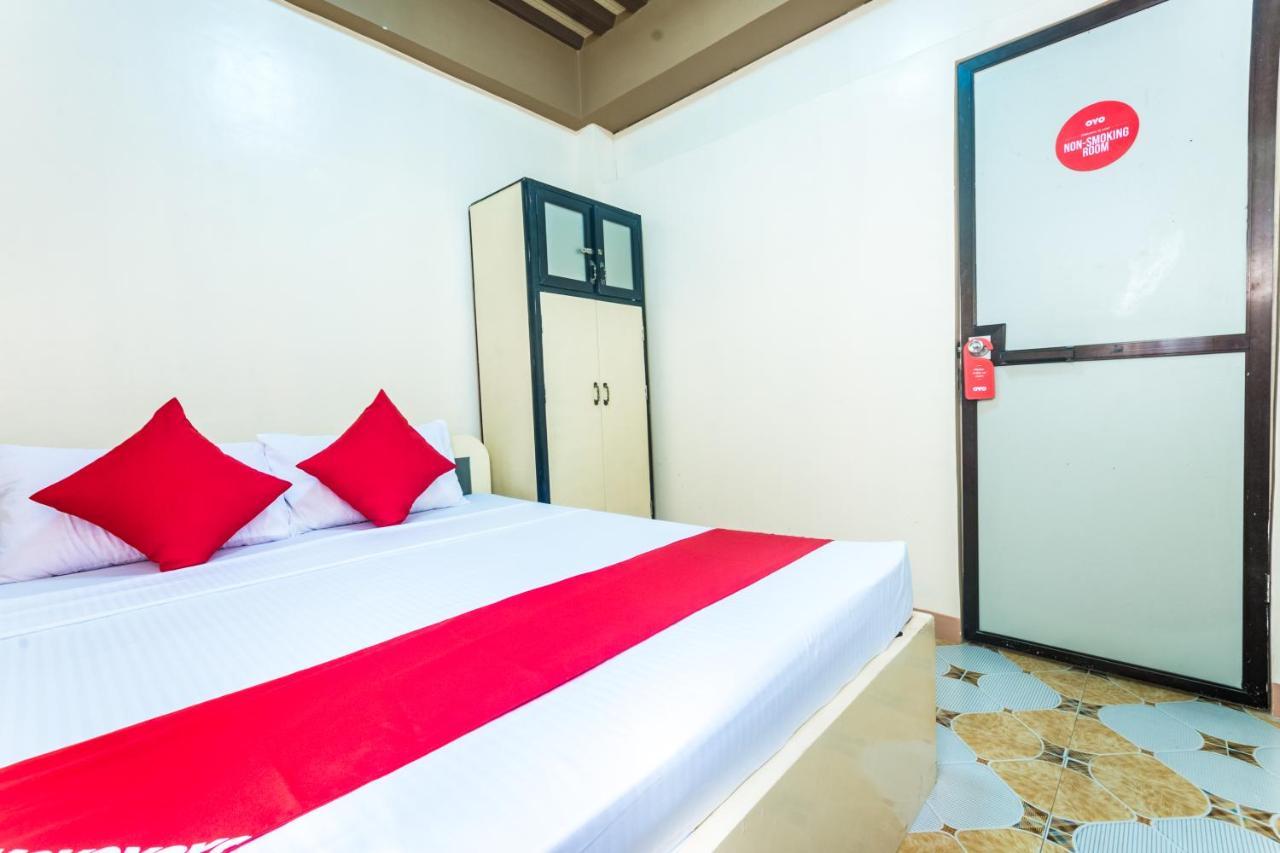 Oyo 569 Alt Complex Hotel