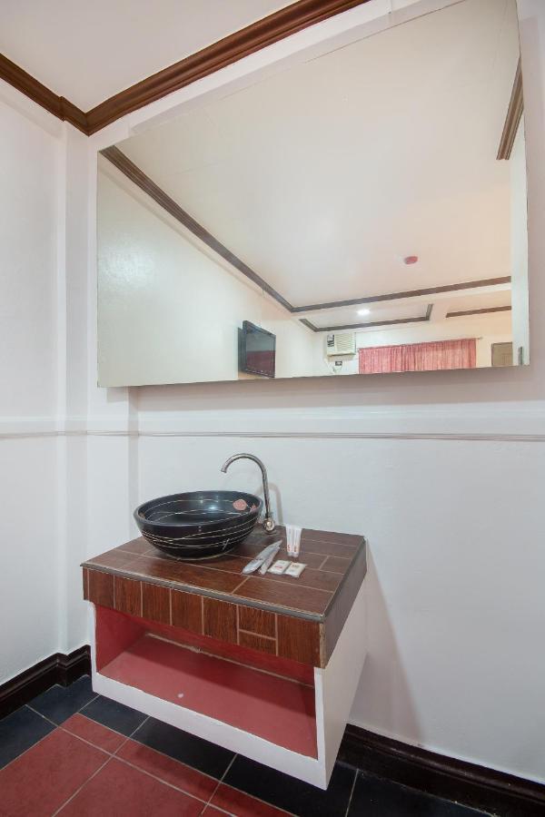 Hotel Oyo 774 Havprins Building Lapu-Lapu City