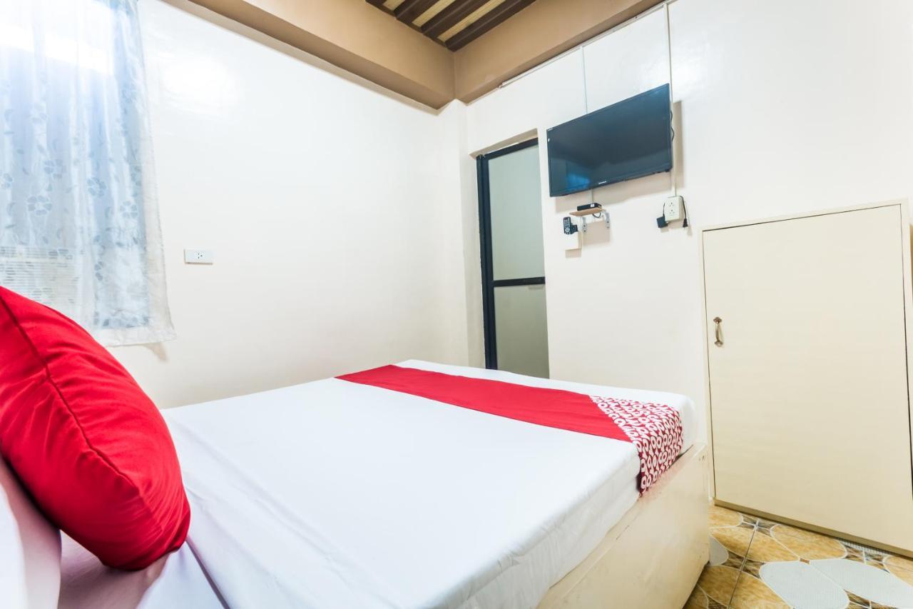 Hotel Oyo 569 Alt Complex Lapu-Lapu City