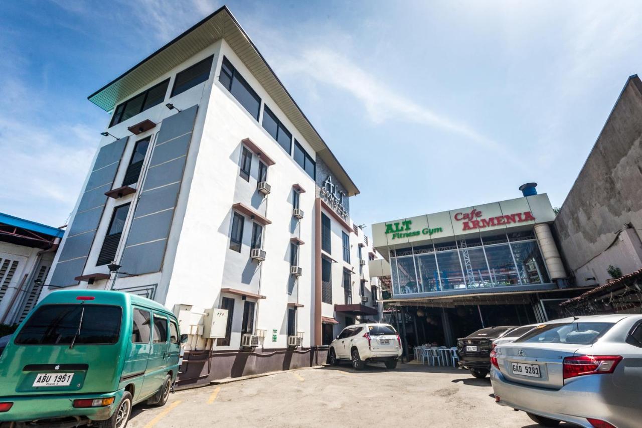 Oyo 569 Alt Complex Hotel 2*