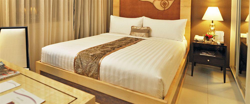 Quest & Conference Center Hotel
