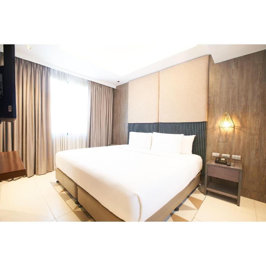 Summit Galleria 3* Cebu