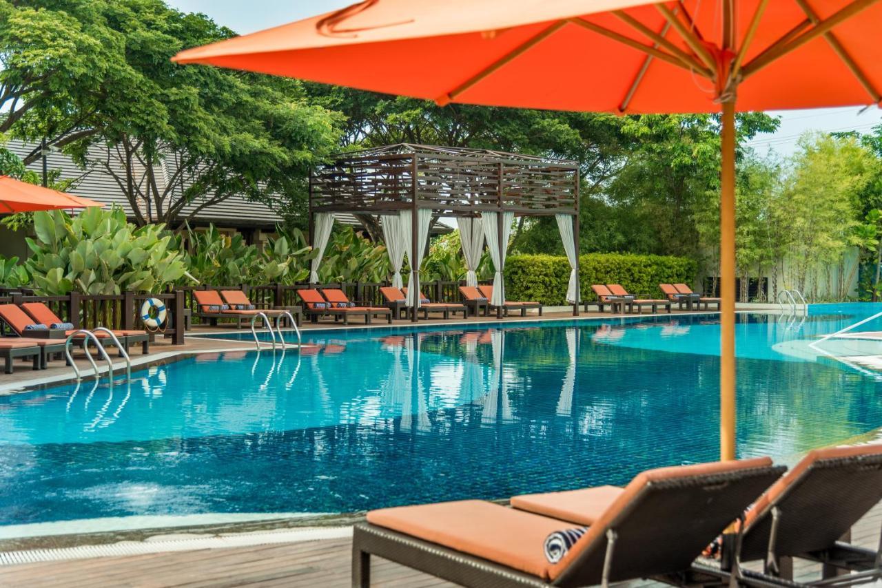 Crimson And - Mactan Island, Cebu Resort 5*