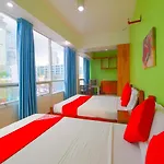 Oyo 677 Roseate Pensione