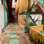 D Alegre Travellers Inn