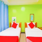 Oyo 677 Roseate Pensione