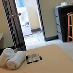 Havenly Guesthouse And Body Massage Spa