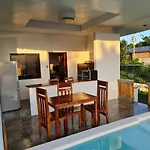 Bublina Villa & Guest House Moalboal