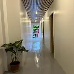 Mar Azul Travellers Inn And Spa