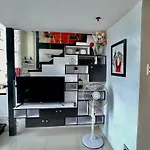 Huge Loft Type Condo At Queen City Of The South