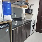 Persimmon Studios - Studio Unit- 16Th Floor - 1641