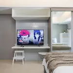 Furnished Studio In Avida Towers Riala, Cebu It Park With Pool View, Fast Wifi, Netflix And More