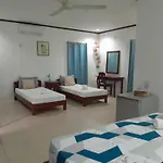 Bonita Oasis Beach Resort