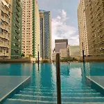 Villahermia Staycation Avida Riala, Cebu It Park