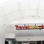 Travelbee Capitol Inn