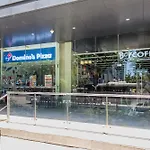 Furnished 2-Bedroom In Avida Towers Riala, Cebu It Park With Fast Wifi, Netflix, Pool And More
