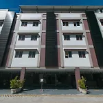 Reddoorz @ Leoncia Apartelle Mandaue City