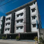 Reddoorz @ Leoncia Apartelle Mandaue City