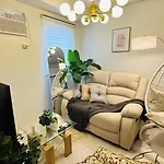 3Br - Stylish Condo Serenity