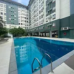 Spacious 1 Bedroom Near Airport & Seaport Or Pier