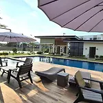 Jtropics Plumera Mactan Near Airports, Malls And Beaches