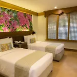 Costabella Tropical Beach Hotel