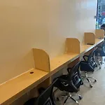 Sakura\'S Internet Cafe 24Hr