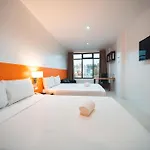 Travelbee Minglanilla Inn
