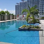 One Pacific Residences By Hiverooms