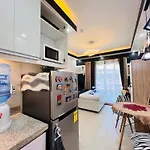 Azehr\'S Walk Up And Cozy Condo