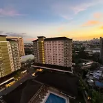 Cf Haven - Resort Living Condo W/ Balcony At Bamboo Bay