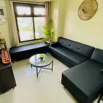 Azalea 1Br Suite - Pool, Gym, Wifi, Netflix, Ac, Kitchen, Ayala Mall