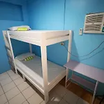 Resort\'S Side Hostel